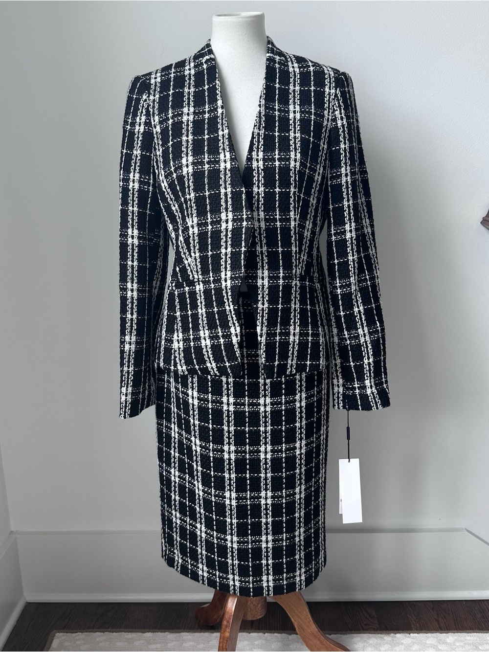 Calvin Klein Black and White Plaid Blazer & Skirt Size 12 NWT with Garment Bag